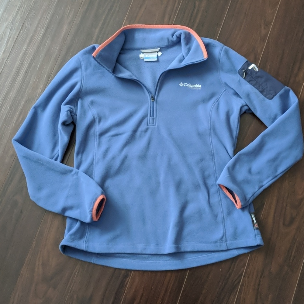 Womens half zip Columbia pullover
